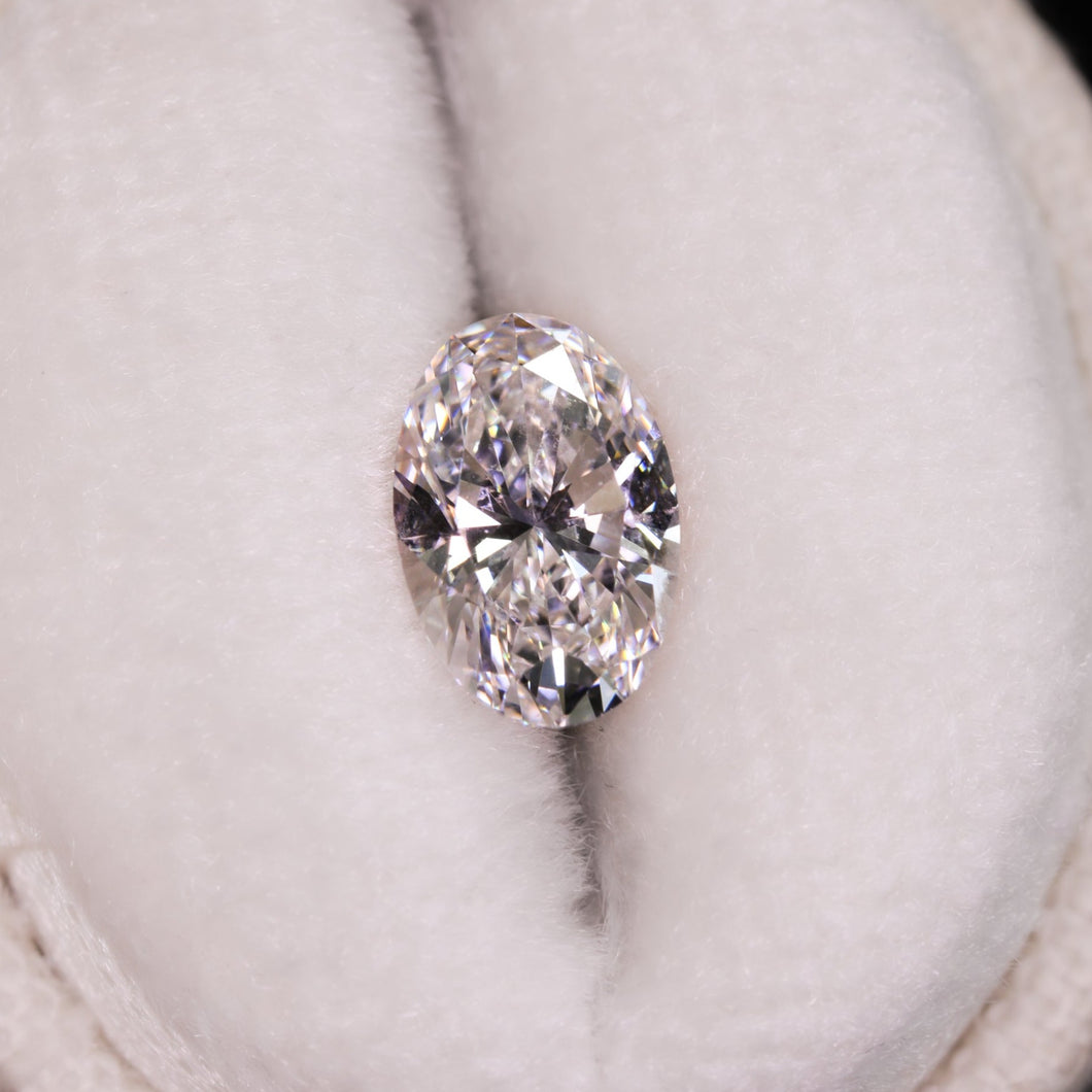 Create your own ring: 1.00ct oval lab diamond (F/VS1)