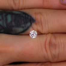 Load image into Gallery viewer, Create your own ring: 0.52ct round lab diamond (D/VVS2)