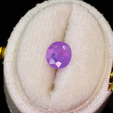 Create your own ring: 1.42ct silky violet oval sapphire