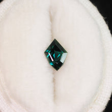 Load image into Gallery viewer, Create your own ring: 0.56ct teal/green step geo/kite sapphire