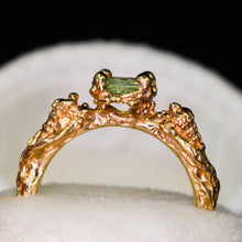 Load image into Gallery viewer, Siren Ring: 14k Starbrite pastel green Montana sapphire (ooak)