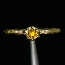 Load image into Gallery viewer, Oakley: 14k yellow gold, bicolor Montana sapphire &amp; diamond ring