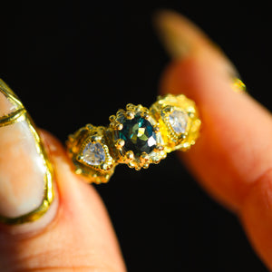 Twilight of Pleiades: 18k sapphire & diamond ring