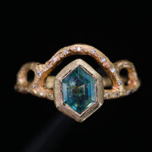 Load image into Gallery viewer, Calendula ring setting