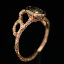 Load image into Gallery viewer, Calendula ring setting