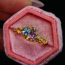 Load image into Gallery viewer, Reverie toi et moi: 14k yellow gold sapphire ring (one of a kind)