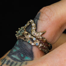 Load image into Gallery viewer, Seawoven: 14k palladium white gold &amp; pastel green/blue Starbrite sapphire ring