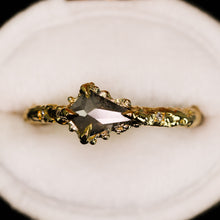 Load image into Gallery viewer, Amaya ring setting