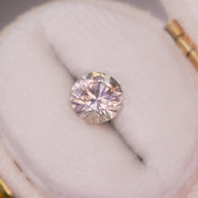 Load image into Gallery viewer, Create your own ring: 0.98ct round brilliant silky sapphire