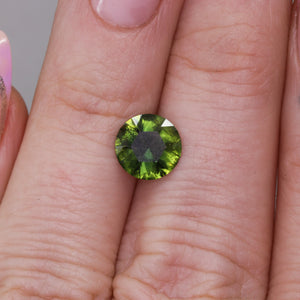 Create your own ring: 1.76ct green Australian sapphire