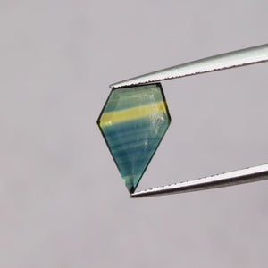 Create your own ring: 1.25ct geometric tablet-shield blue/yellow sapphire