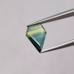 Create your own ring: 1.25ct geometric tablet-shield blue/yellow sapphire
