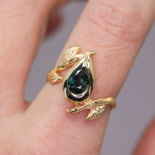 Load image into Gallery viewer, Acantha: 14k gold and dark bicolor sapphire ring