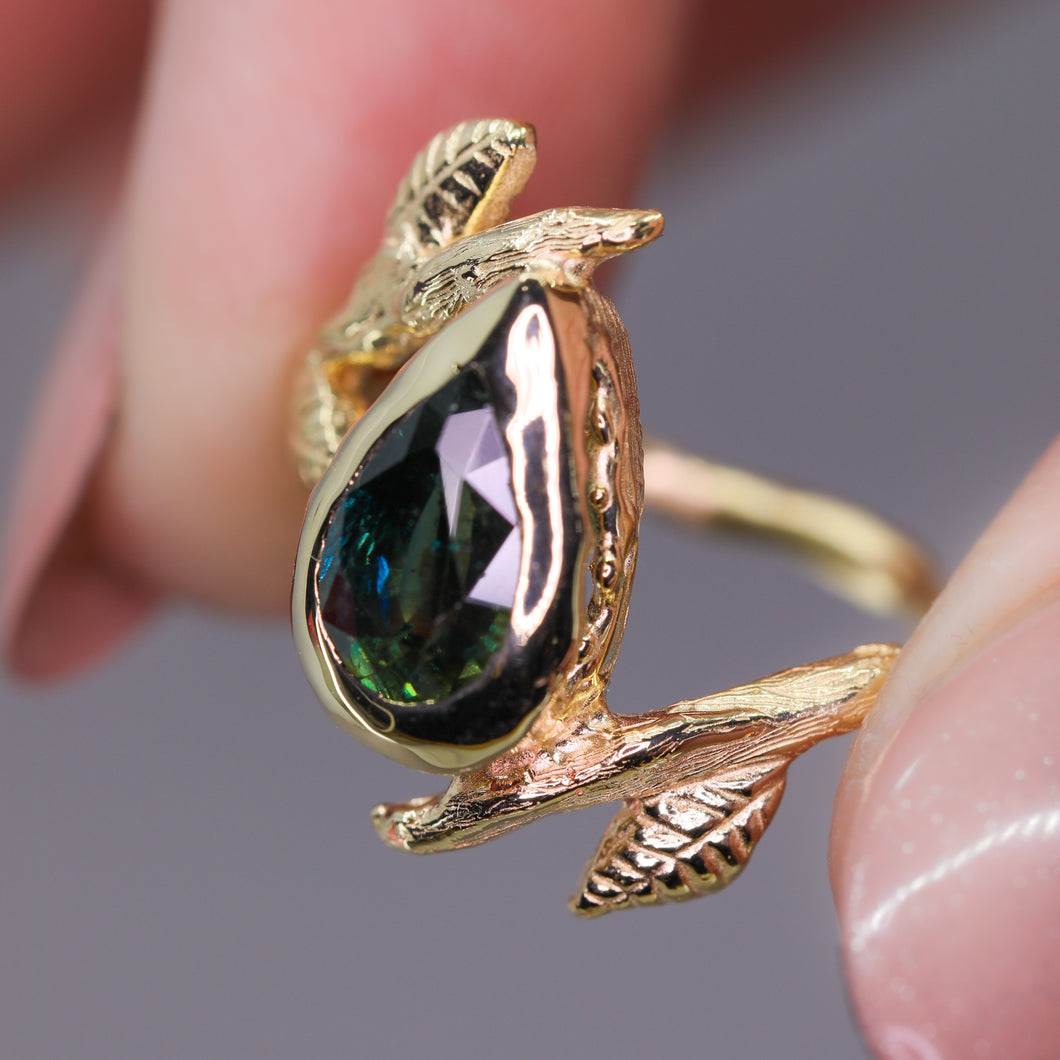 Acantha: 14k gold and dark bicolor sapphire ring