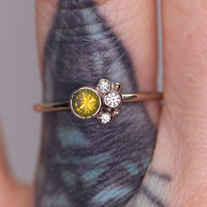 Flora ring with parti/bicolor chartreuse Madagascar sapphire (one of a kind)