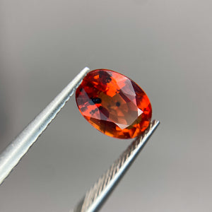 Create your own ring: 1ct vintage red sapphire