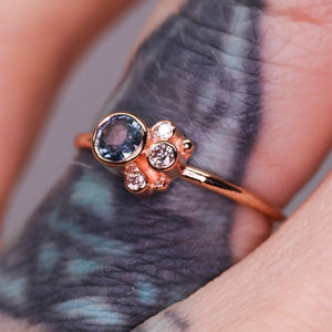 Flora ring with blue Montana sapphire in 14K rose gold (one of a kind)